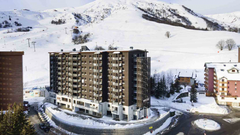 MMV Etoile des Sybelles au Corbier, la plus haute résidence hôtelière en bois d’Europe